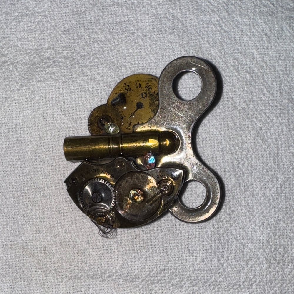 Vintage Watch Parts Pin Brooch Steampunk 1992’ Artistry In Motion Art Jewelry